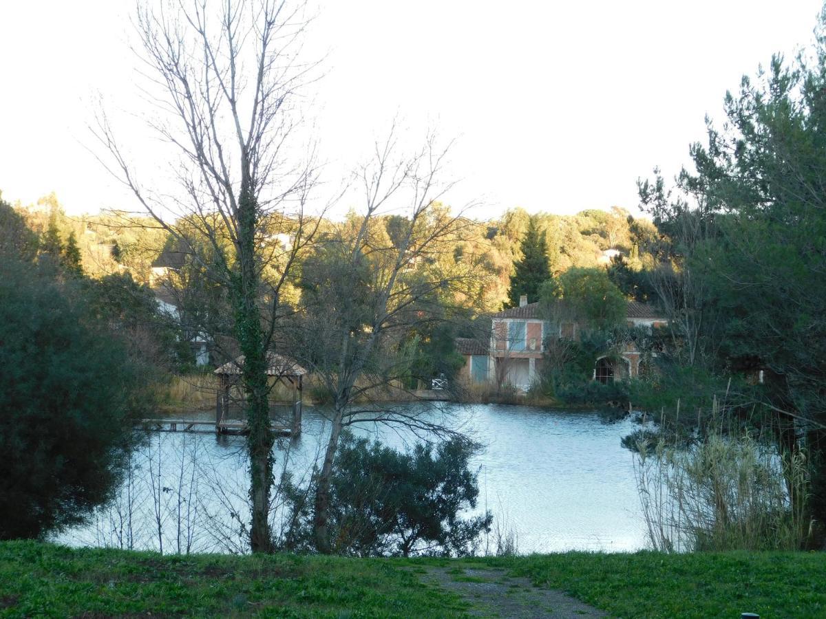 Les Restanques - Grimaud Appartement Buitenkant foto