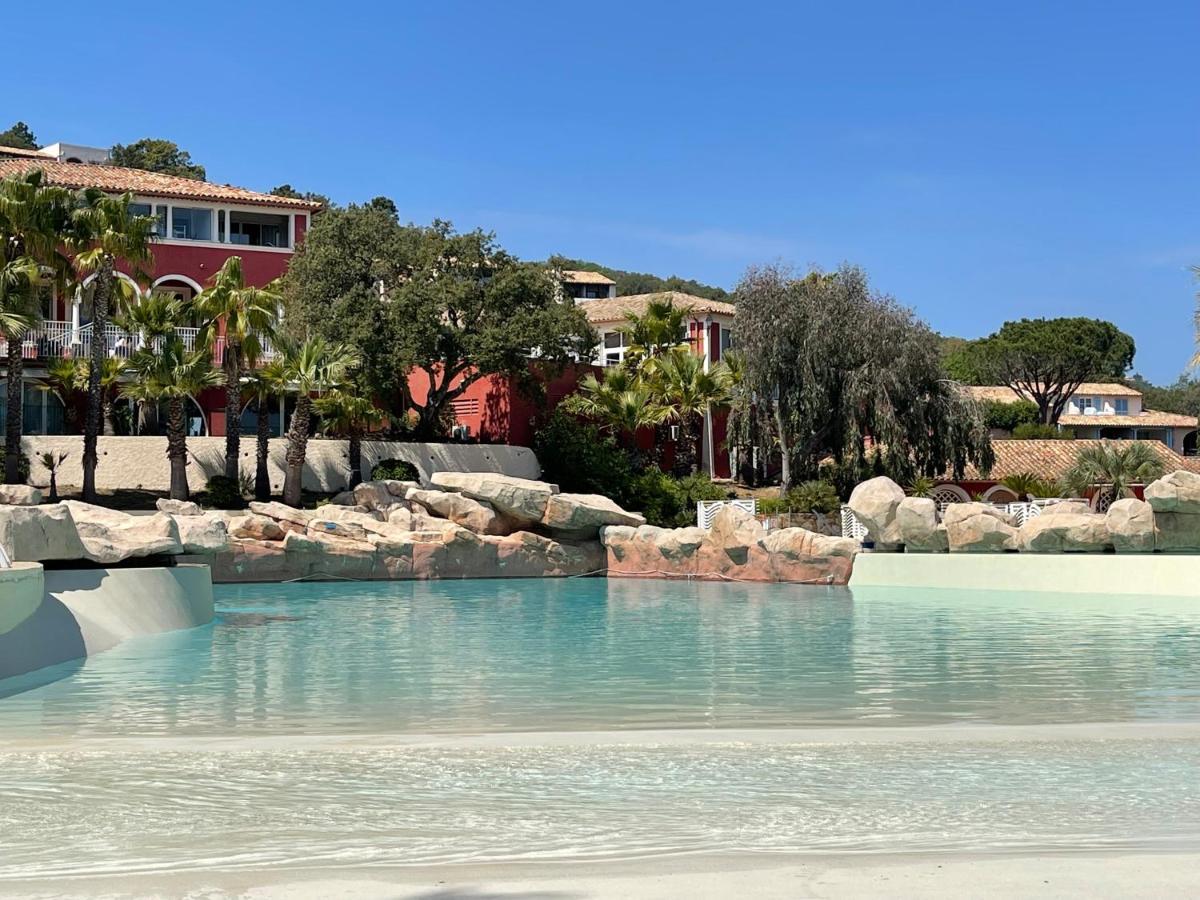 Les Restanques - Grimaud Appartement Buitenkant foto